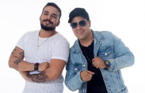 A dupla Roberty e Ruan lança nova música de trabalho “Retombasso”